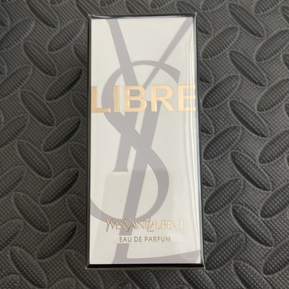 YSL EDP. BNIB - Picture 2 of 3